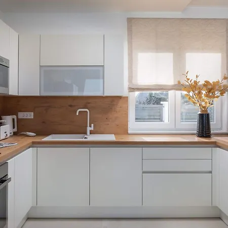 Villa With Pool Near Sandy - By Traveler Tourist Agency Krk - Id 2224 *