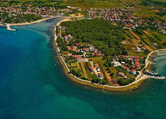 Вилла With Pool Near Sandy - By Traveler Tourist Agency Krk - Id 2224 *