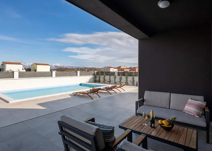 With Pool Near Sandy - By Traveler Tourist Agency Krk - Id 2224 Привлака